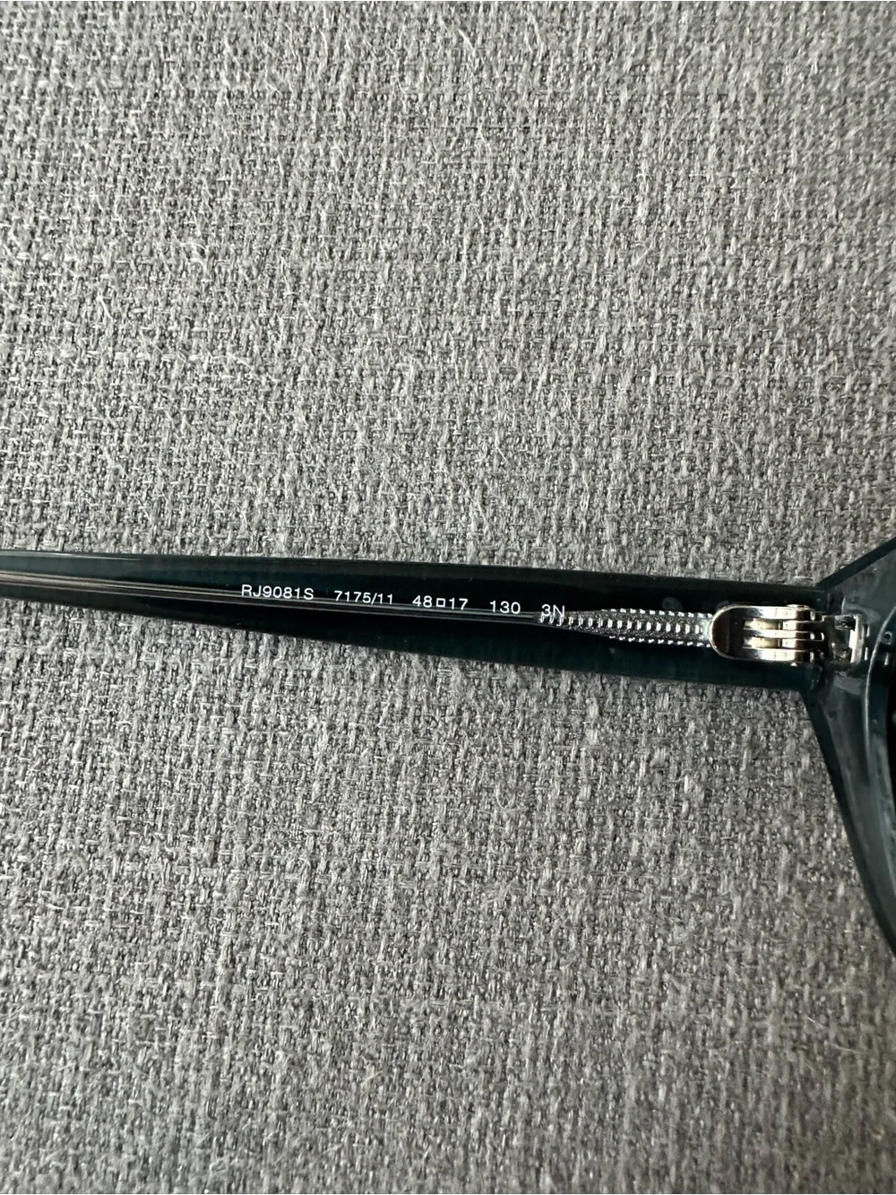 Ray-Ban authentic ray